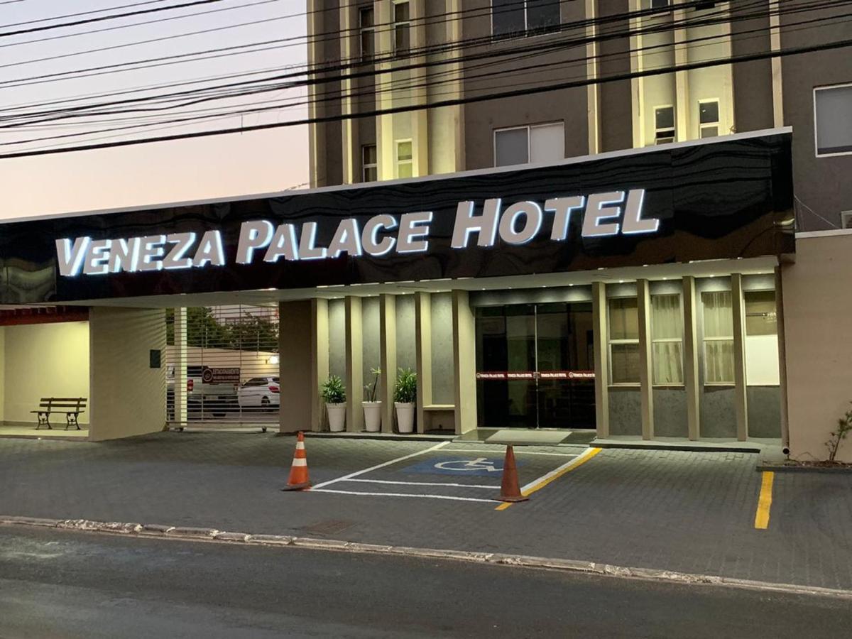 Hotel Veneza Cuiabá Exterior foto